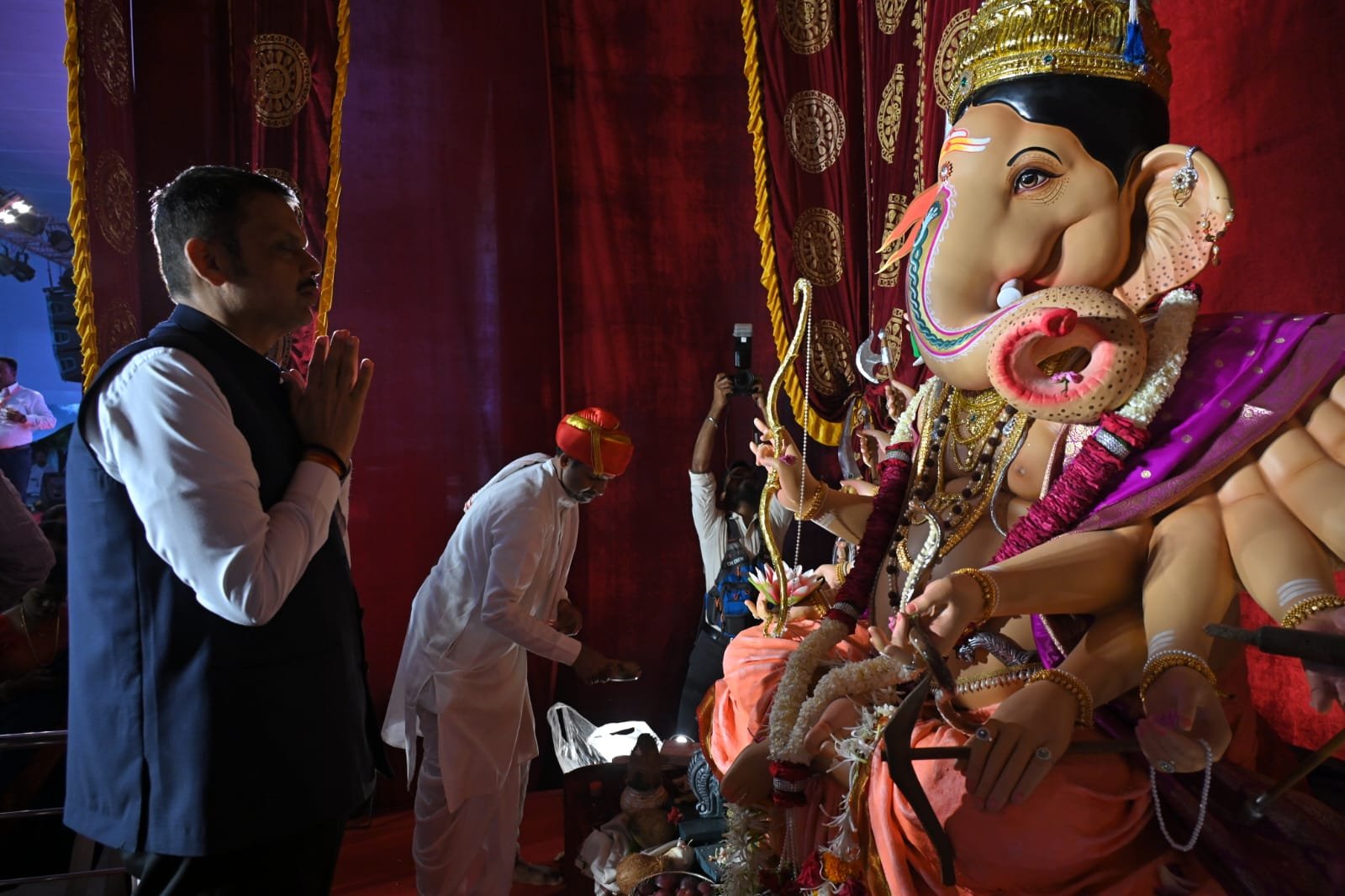 Maskarya Ganeshotsav a Glorious Cultural Identity of Nagpur: CM Fadnavis