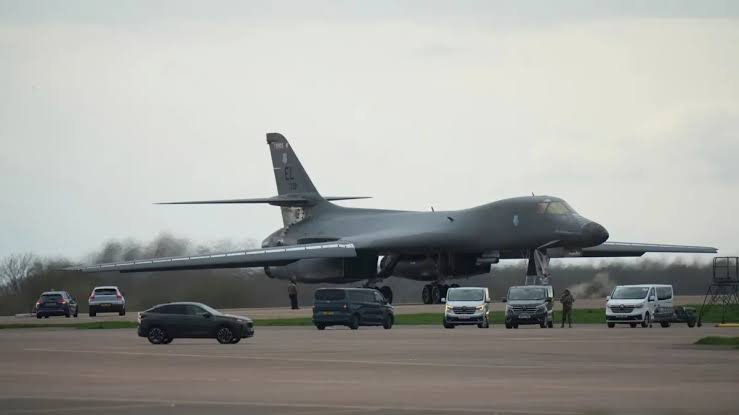 US Bombers Redeploy from UK Base After Security Scare Near RAF Fairford