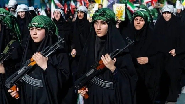 Iranian Women Receive Firearms Training as Tehran Steps Up Civilian Defence Preparations