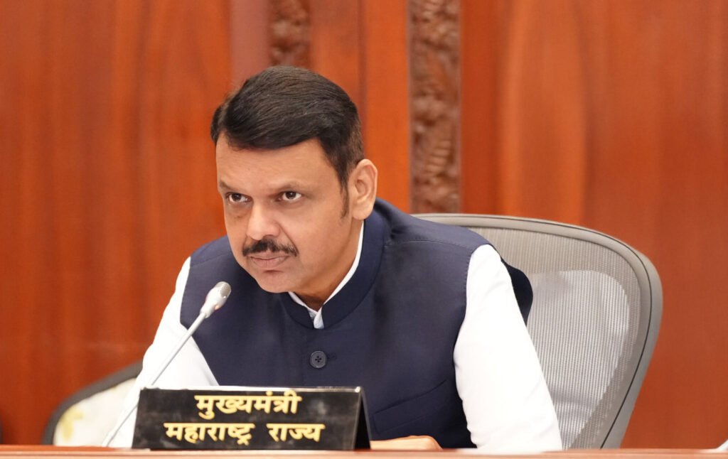 CM Fadnavis Directs Joint Policy to Ensure Timely, Nutritious Meals for Students