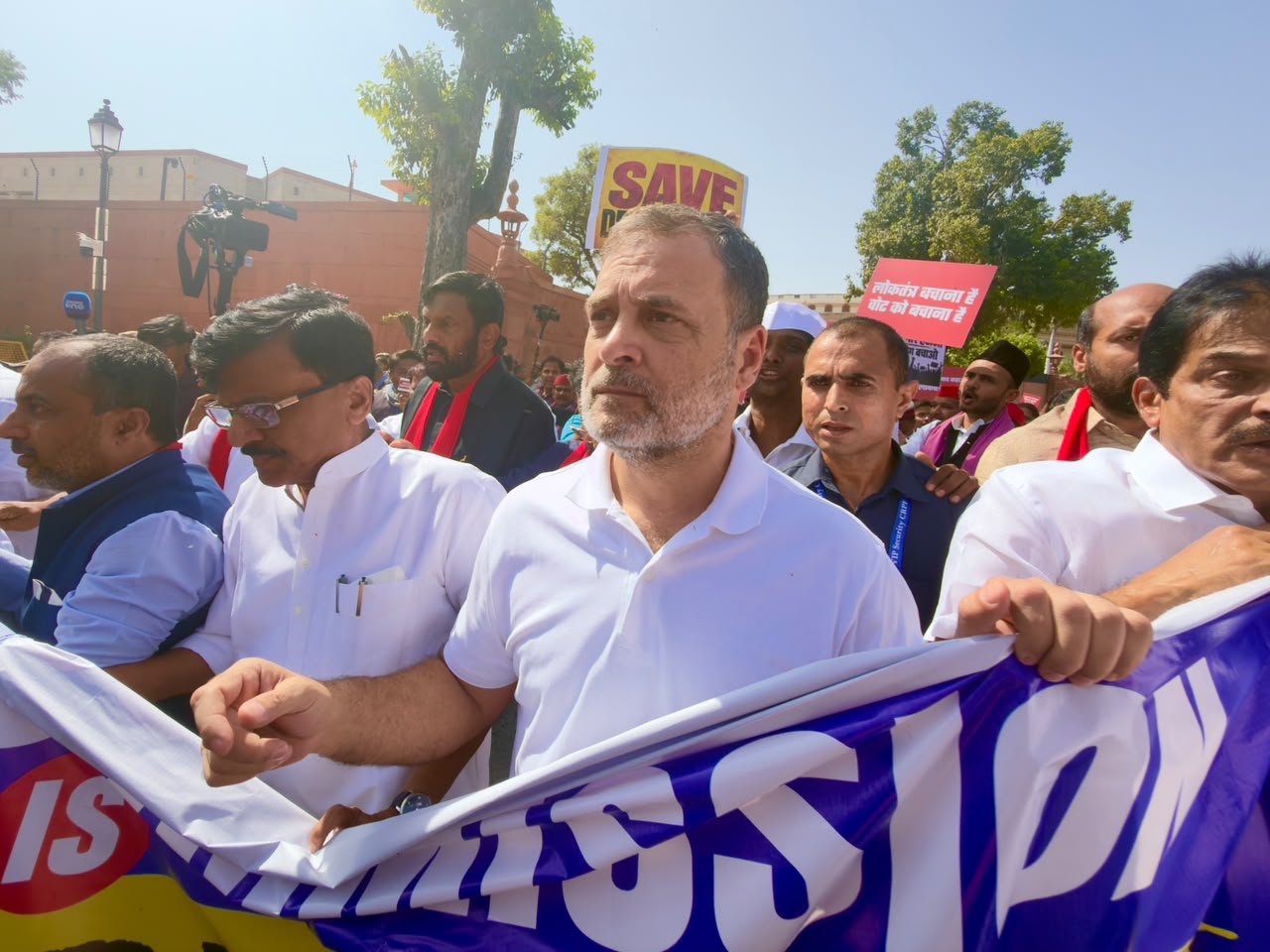 INDIA Bloc MPs March Towards ECI, Demand CEC Gyanesh Kumar’s Resignation