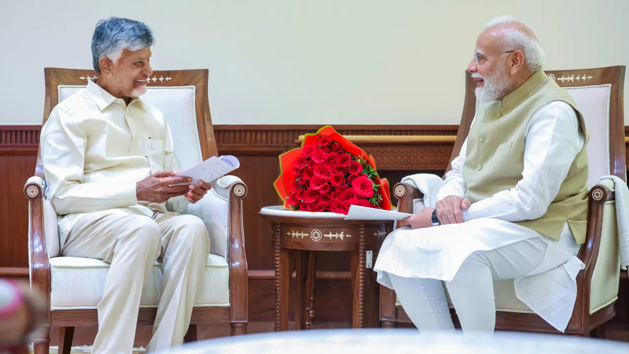 Chandrababu Naidu to Seek Centre’s Approval for Visakhapatnam Metro, Beach Corridor Projects
