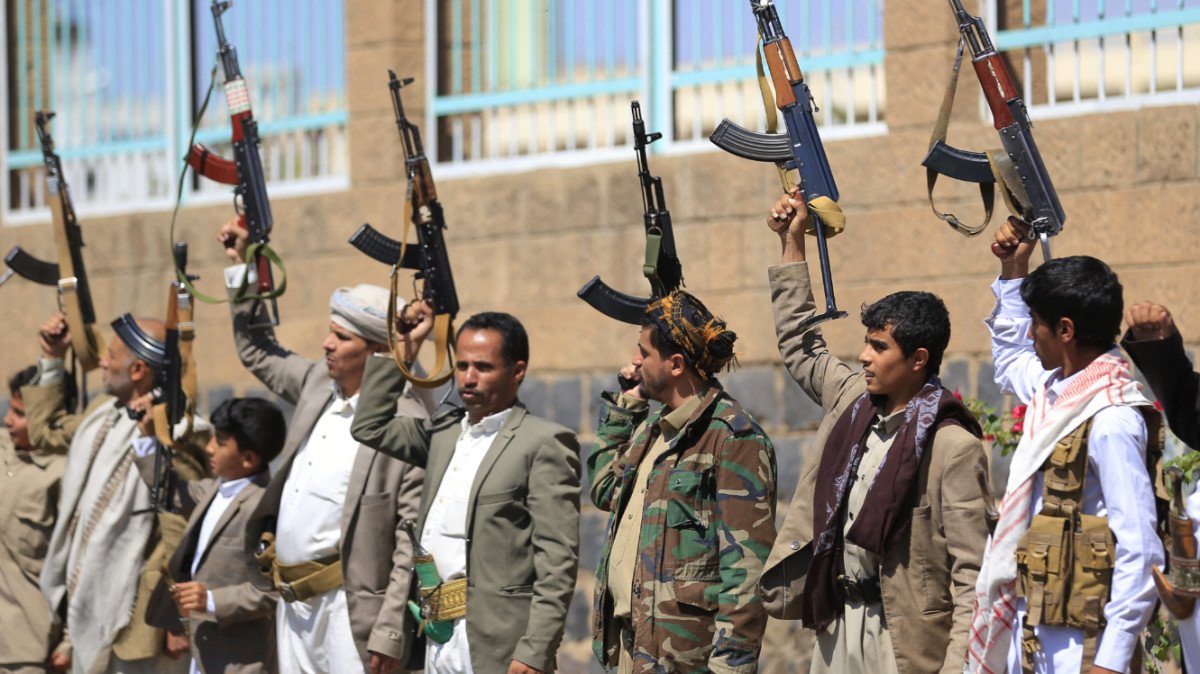 Houthi Attacks on Saudi Airports Kill Three, Injure 36 as Yemen Fighting Escalates