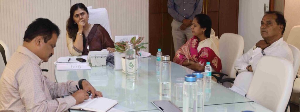 Plan Every Drop of Water to Tackle Drought in Jalna: Guardian Minister Pankaja Munde