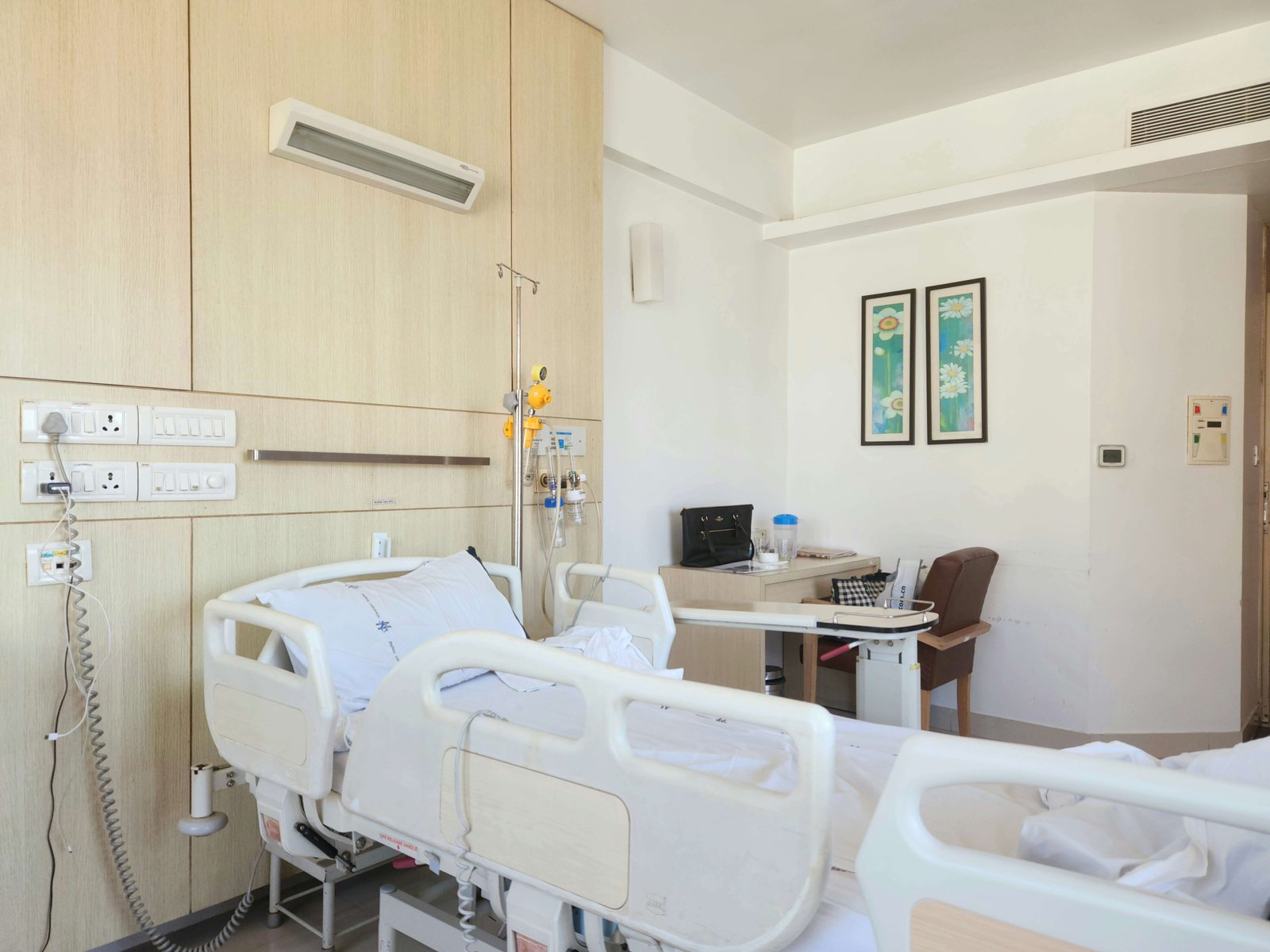 Centre Asks States, UTs to Ensure Hospitals Prominently Display Treatment Charges