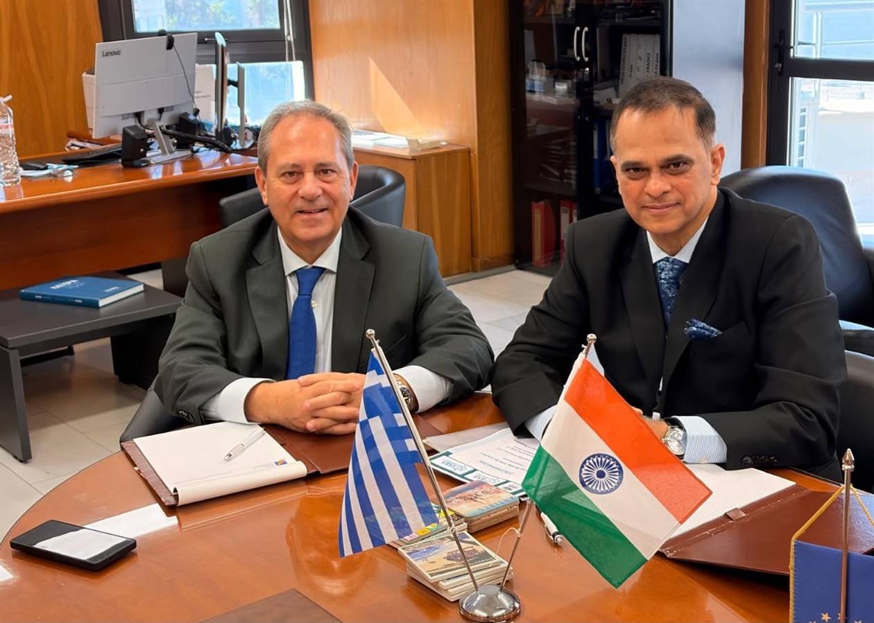 Chief Secretary V. Srinivas Holds Bilateral Meeting with DG, EKDDA in Athens