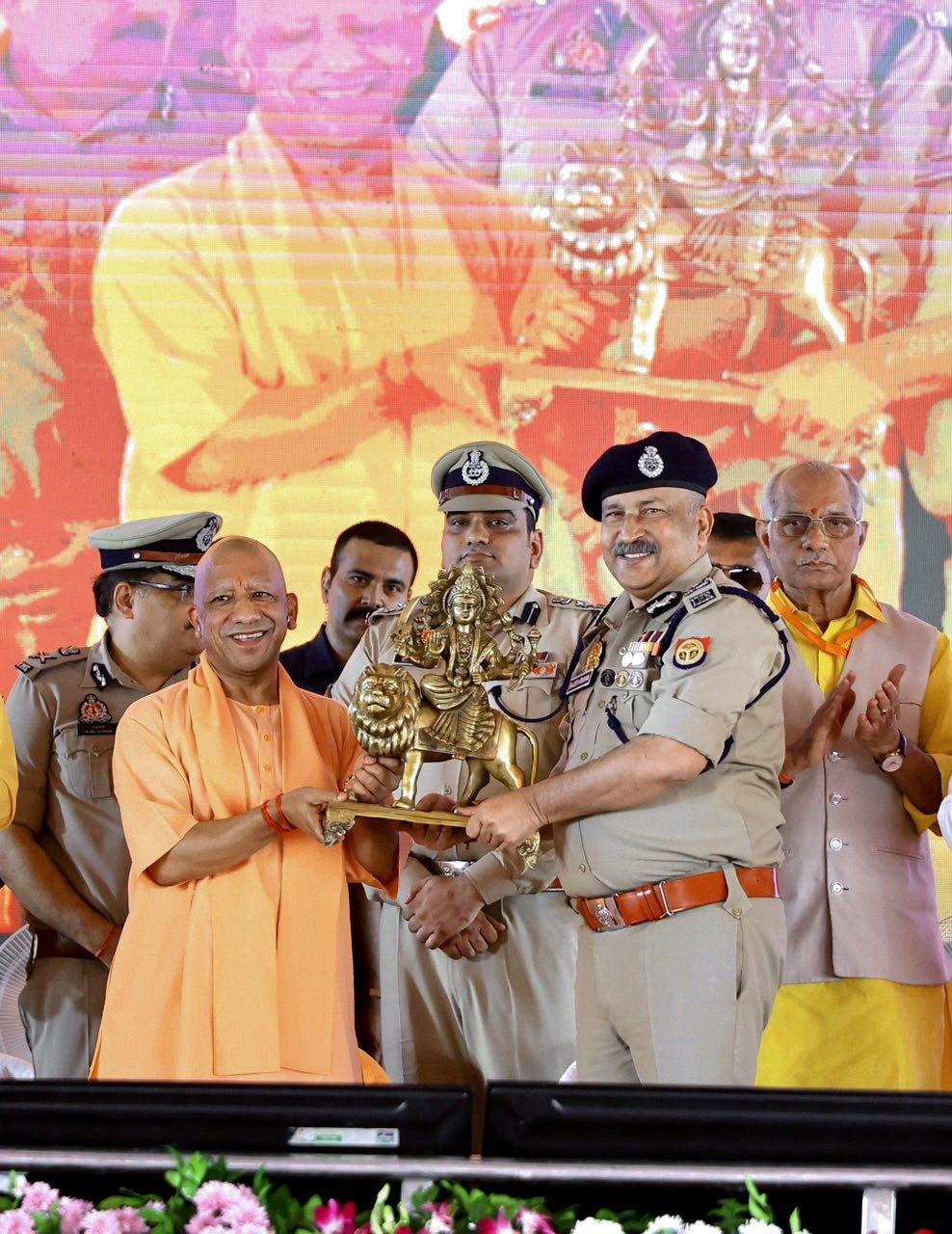 CM’s gift to Gram Praharis: honorarium increased, they will now receive ₹3,500