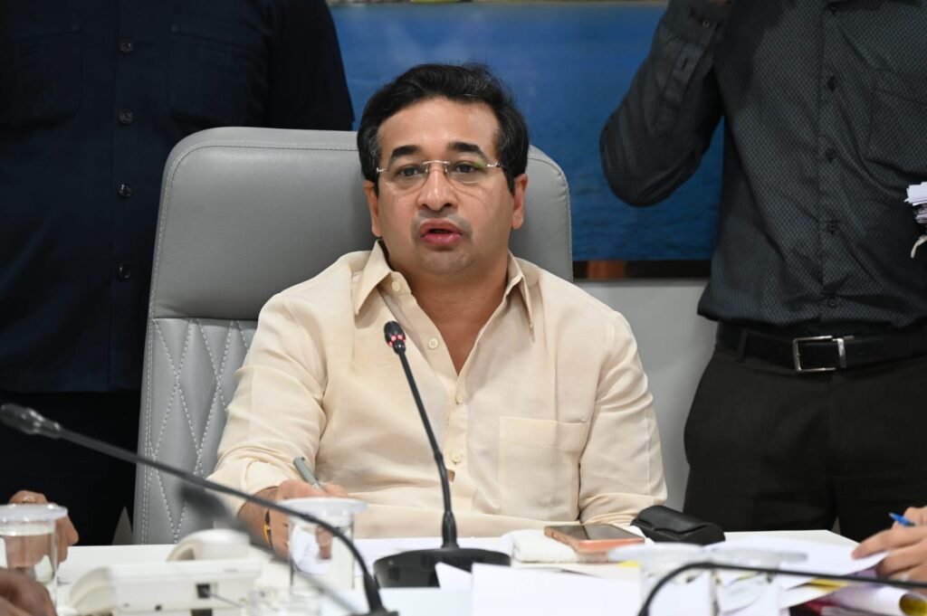 Plan to Supply Surplus Fodder from Sindhudurg to Drought-Hit Regions: Guardian Minister Nitesh Rane