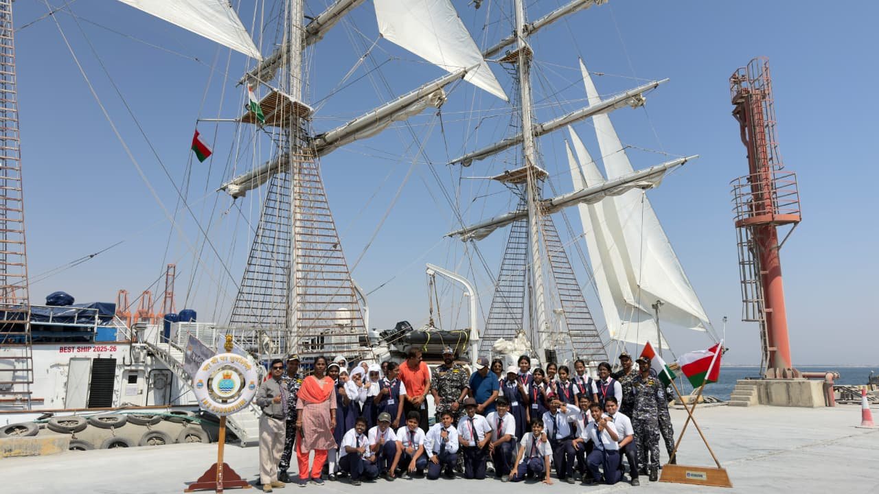 LOKAYAN 2026 – Indian Naval Ship Sudarshini Departs Salalah, Oman