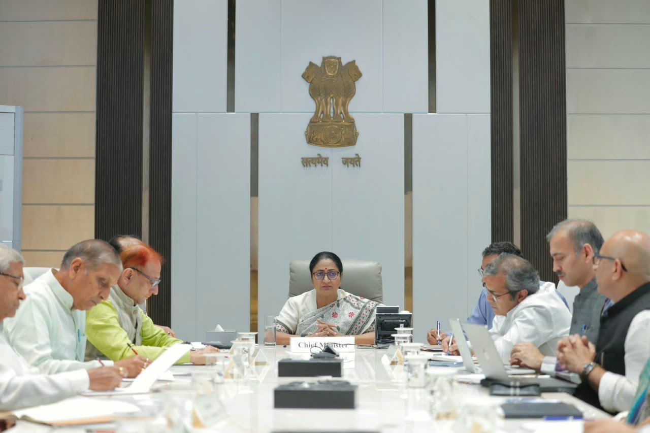 Chief Minister Rekha Gupta strict on cleanliness in Delhi during festivals, negligence will not be tolerated