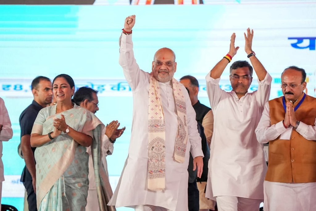 Amit Shah Targets Rahul Gandhi, Predicts 30 More Years of Congress Opposition; Vows Yamuna Cleanup and Drug-Free Punjab by 2029