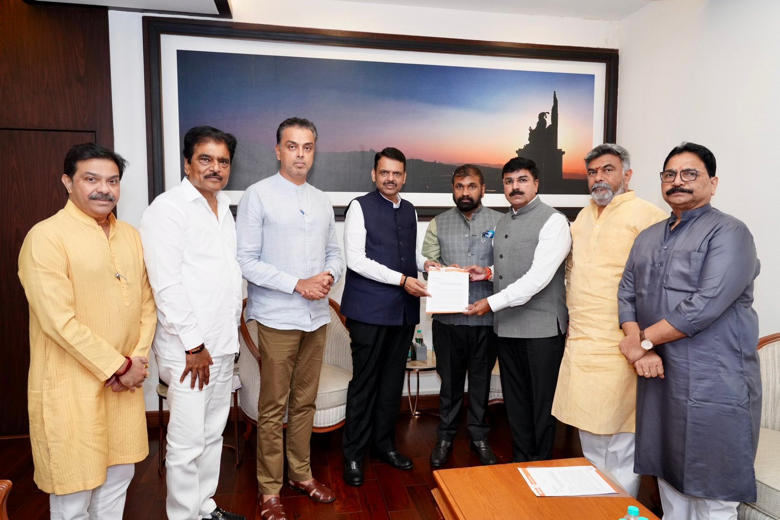 Shiv Sena Seeks Forensic Probe into Viral Audio Clip Alleging ₹500 Crore Payment to Manoj Jarange Patil