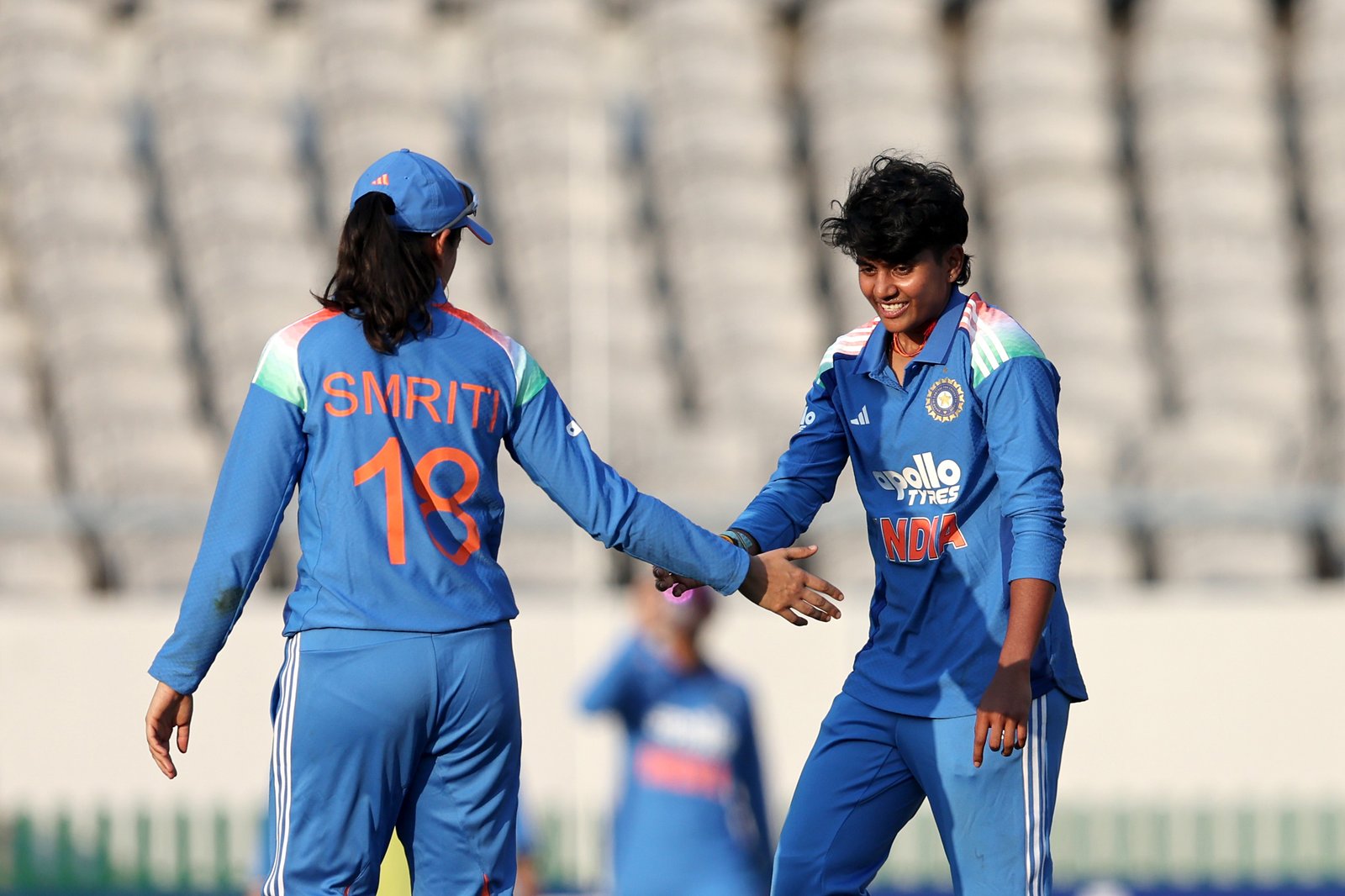 Shree Charani Claims Four Wickets as India Bowl Out Zimbabwe for 197 in First ODI