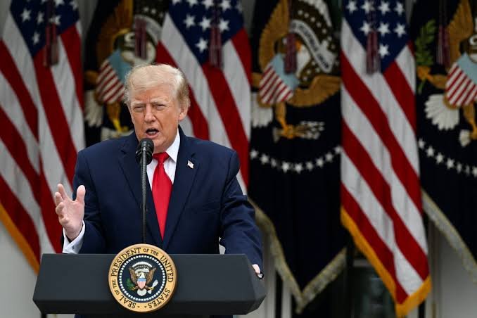 Trump Warns of Fresh US Military Strikes on Iran if Tehran Rejects Nuclear Deal