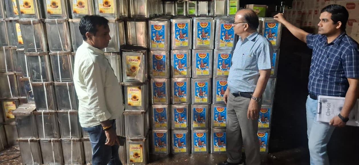 Rajasthan Food Safety Department Seizes 22,000 Kg of Edible Oil in Bikaner