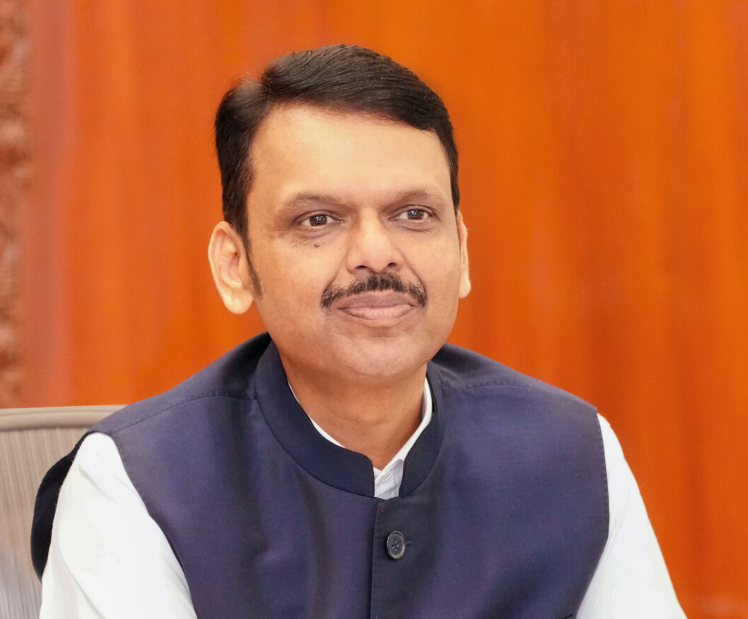 Implement the ‘Har Ghar Sant Ravidas Vichar – Viksit Maharashtra’ Special Campaign on a Large Scale Across the State: CM Devendra Fadnavis