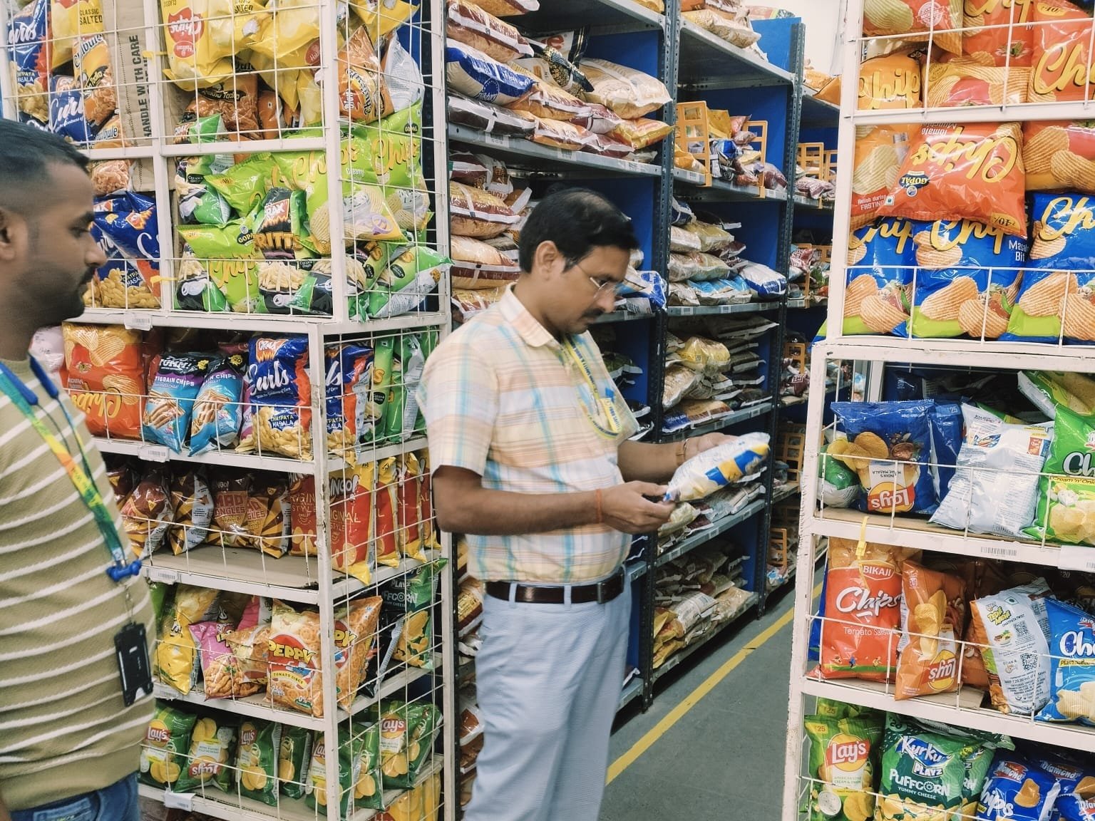 Quality, cold storage, hygiene and shelf-life checks; licences of 6 stores suspended and operations shut down