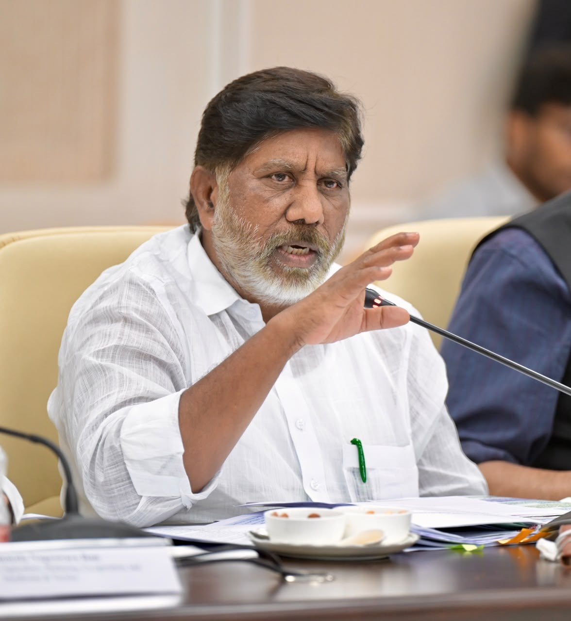 Telangana Offers Assistance to Andhra Pradesh for Cyclone Arnab Relief and Power Restoration