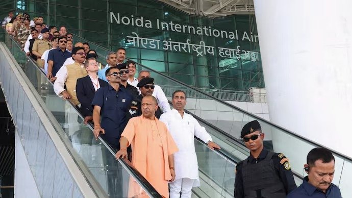UP invites Singapore companies to invest in the state, proposes ‘Singapore City’ near Jewar