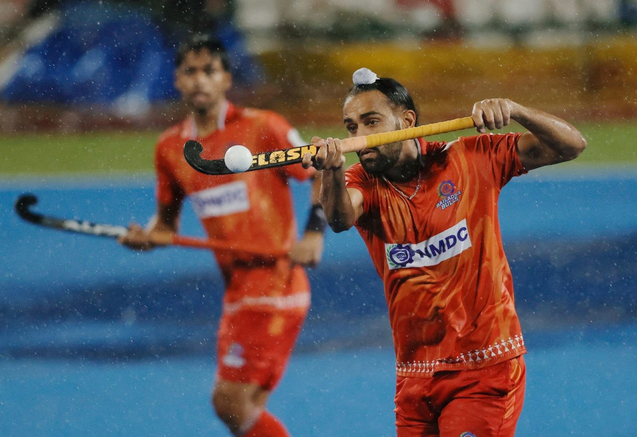 Bailadila Bulls Register First Win, Keep Hopes of Chhattisgarh Hockey League Semi-Final Alive