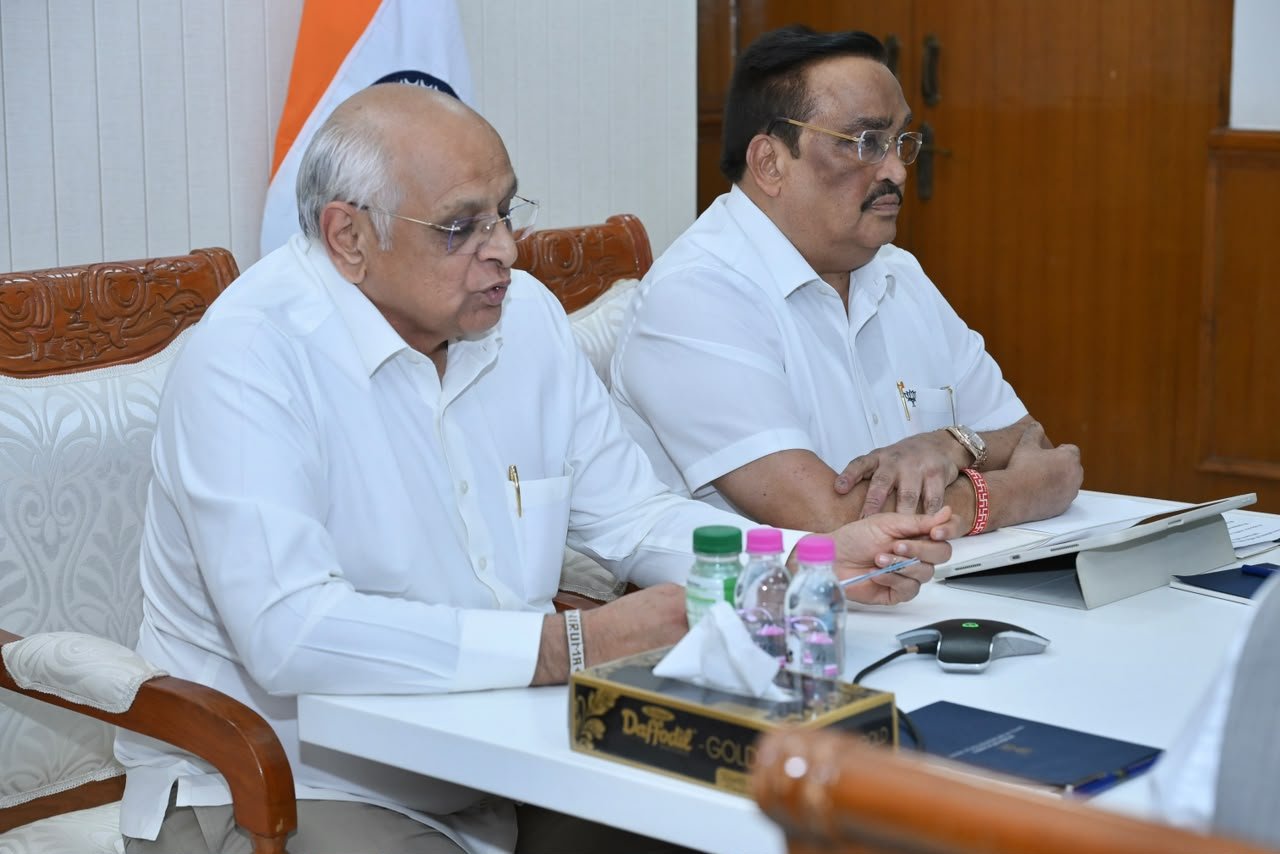 CM Shri Bhupendra Patel Participates in the 15th Meeting of the Review Committee of the Narmada Control Authority in New Delhi