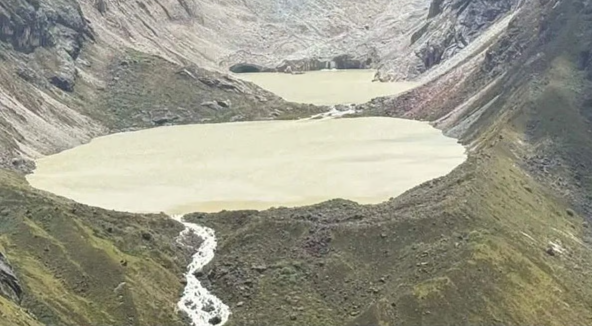 Bhutan Glacial Lake Outburst Flood Triggers Alerts in West Bengal and Assam; Thousands Evacuated